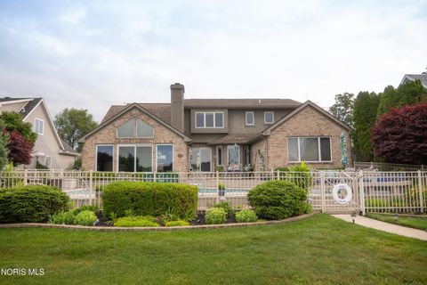 Tiny photo for 7951 N Shoreline Drive, Holland, OH 43528 (MLS # 10009649)