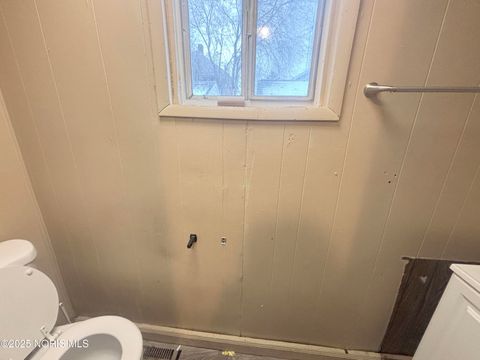 Tiny photo for 1384 Berdan Avenue, Toledo, OH 43612 (MLS # 10002383)