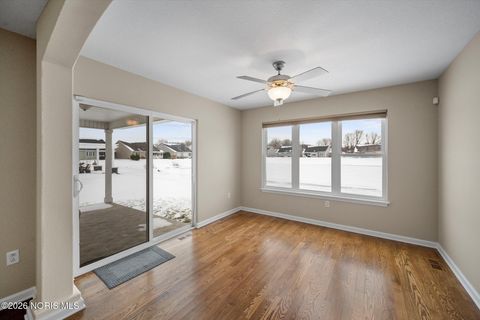 Tiny photo for 1015 Plumcreek Road, Toledo, OH 43615 (MLS # 10003499)