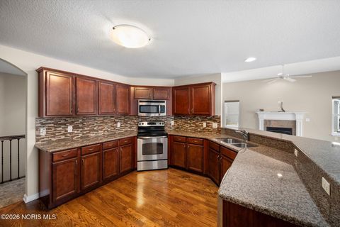 Tiny photo for 1015 Plumcreek Road, Toledo, OH 43615 (MLS # 10003499)