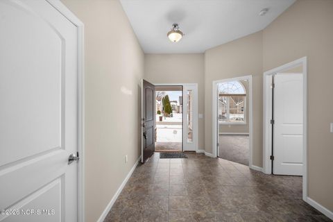 Tiny photo for 1015 Plumcreek Road, Toledo, OH 43615 (MLS # 10003499)