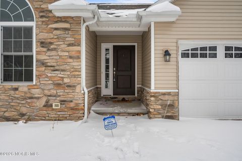 Tiny photo for 1015 Plumcreek Road, Toledo, OH 43615 (MLS # 10003499)