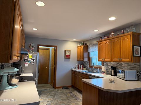 Tiny photo for 318 Country Meadows Drive, Oak Harbor, OH 43449 (MLS # 10004368)