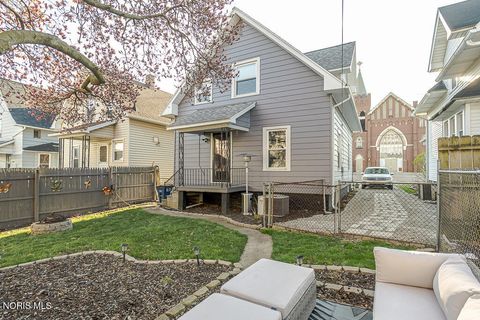 Tiny photo for 3902 Martha Avenue, Toledo, OH 43612 (MLS # 10010516)