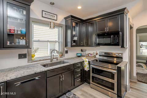 Tiny photo for 3902 Martha Avenue, Toledo, OH 43612 (MLS # 10010516)