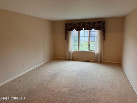 Tiny photo for 144 Deerfield Circle, Bryan, OH 43506 (MLS # 10001366)