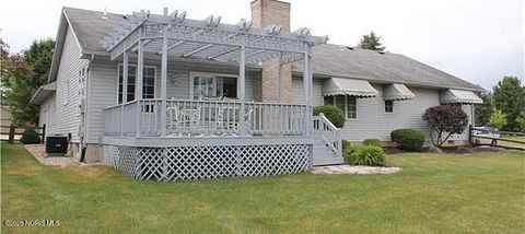 Tiny photo for 144 Deerfield Circle, Bryan, OH 43506 (MLS # 10001366)