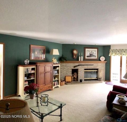 Tiny photo for 144 Deerfield Circle, Bryan, OH 43506 (MLS # 10001366)