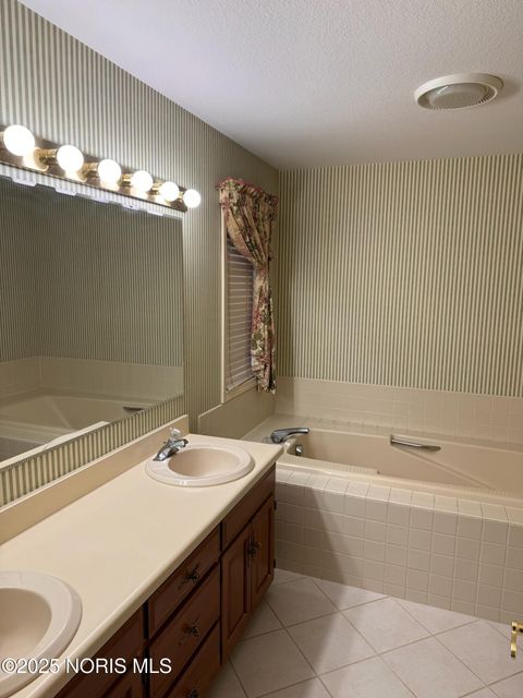 Tiny photo for 144 Deerfield Circle, Bryan, OH 43506 (MLS # 10001366)