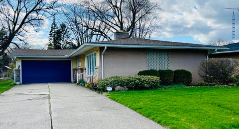 Tiny photo for 5223 Grosse Point Parkway, Toledo, OH 43611 (MLS # 10006036)