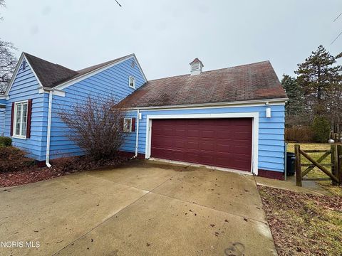 Tiny photo for 2141 Mount Vernon Avenue, Toledo, OH 43607 (MLS # 10004806)