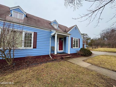 Tiny photo for 2141 Mount Vernon Avenue, Toledo, OH 43607 (MLS # 10004806)