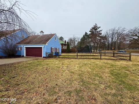 Tiny photo for 2141 Mount Vernon Avenue, Toledo, OH 43607 (MLS # 10004806)