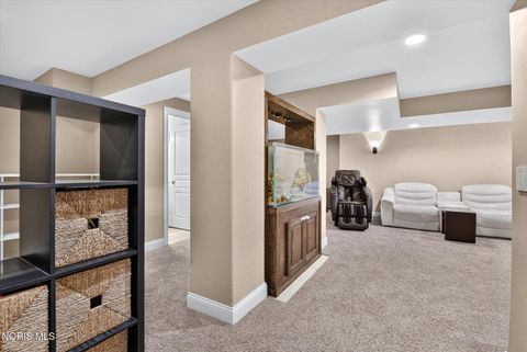 Tiny photo for 5539 Clear Crk Court, Sylvania, OH 43560 (MLS # 10010599)