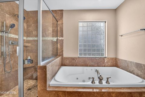 Tiny photo for 5539 Clear Crk Court, Sylvania, OH 43560 (MLS # 10010599)