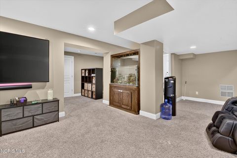 Tiny photo for 5539 Clear Crk Court, Sylvania, OH 43560 (MLS # 10010599)
