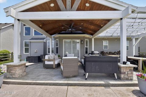 Tiny photo for 5539 Clear Crk Court, Sylvania, OH 43560 (MLS # 10010599)