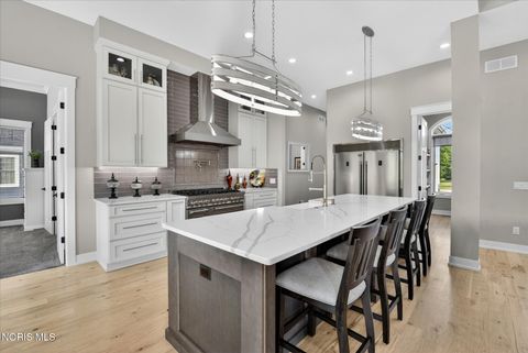 Tiny photo for 30316 Jacqueline Place, Perrysburg, OH 43551 (MLS # 10008839)