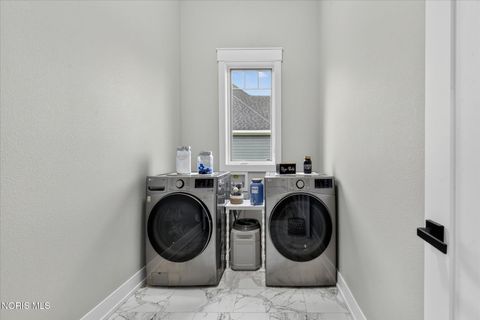 Tiny photo for 30316 Jacqueline Place, Perrysburg, OH 43551 (MLS # 10008839)