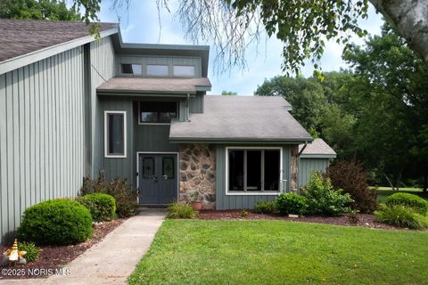 Tiny photo for 222 Lakeview Drive, Bryan, OH 43506 (MLS # 10001778)