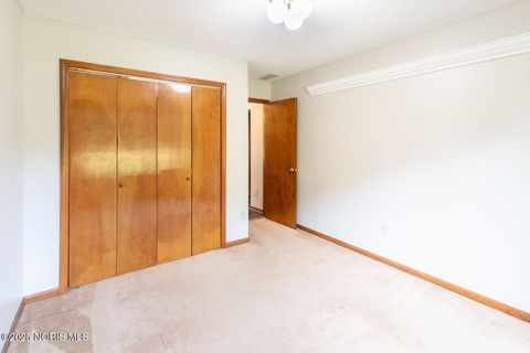 Tiny photo for 222 Lakeview Drive, Bryan, OH 43506 (MLS # 10001778)