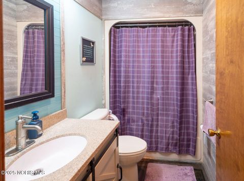 Tiny photo for 222 Lakeview Drive, Bryan, OH 43506 (MLS # 10001778)