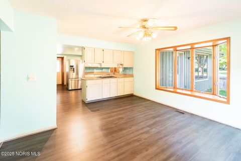 Tiny photo for 222 Lakeview Drive, Bryan, OH 43506 (MLS # 10001778)