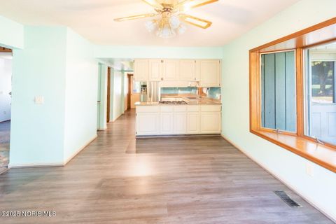 Tiny photo for 222 Lakeview Drive, Bryan, OH 43506 (MLS # 10001778)