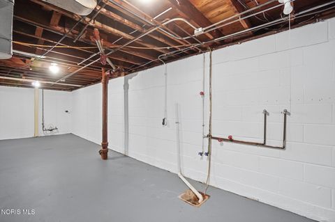 Tiny photo for 502 Brighton Avenue, Toledo, OH 43609 (MLS # 10006155)