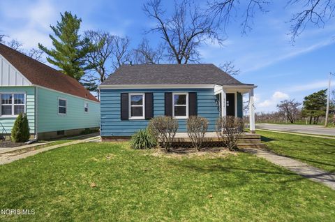 Photo of 502 Brighton Avenue, Toledo, OH 43609 (MLS # 10006155)