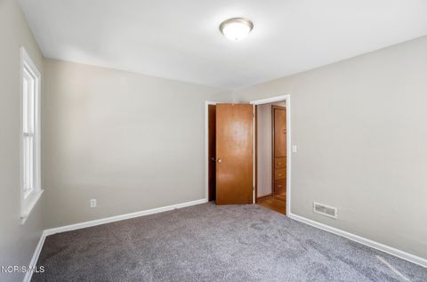 Tiny photo for 502 Brighton Avenue, Toledo, OH 43609 (MLS # 10006155)