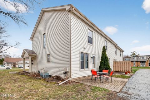 Tiny photo for 5409 Westcastle Drive #Apt 4, Toledo, OH 43615 (MLS # 10005211)