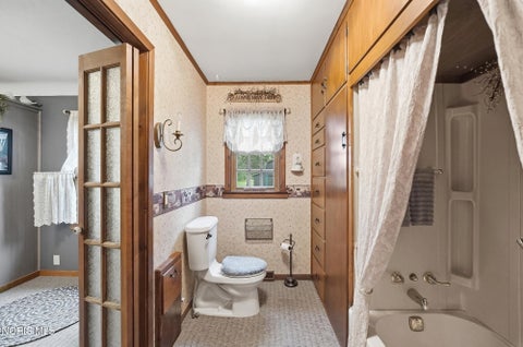 Tiny photo for 19300 Luckey Road, Pemberville, OH 43450 (MLS # 10014057)