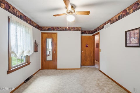 Tiny photo for 19300 Luckey Road, Pemberville, OH 43450 (MLS # 10014057)