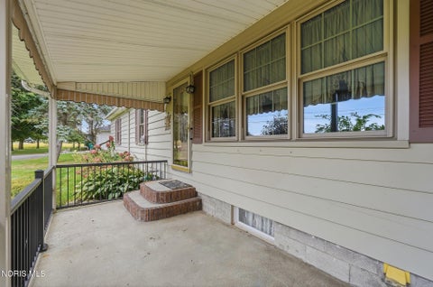 Tiny photo for 19300 Luckey Road, Pemberville, OH 43450 (MLS # 10014057)