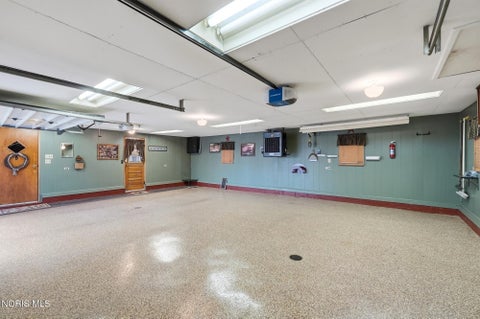 Tiny photo for 19300 Luckey Road, Pemberville, OH 43450 (MLS # 10014057)