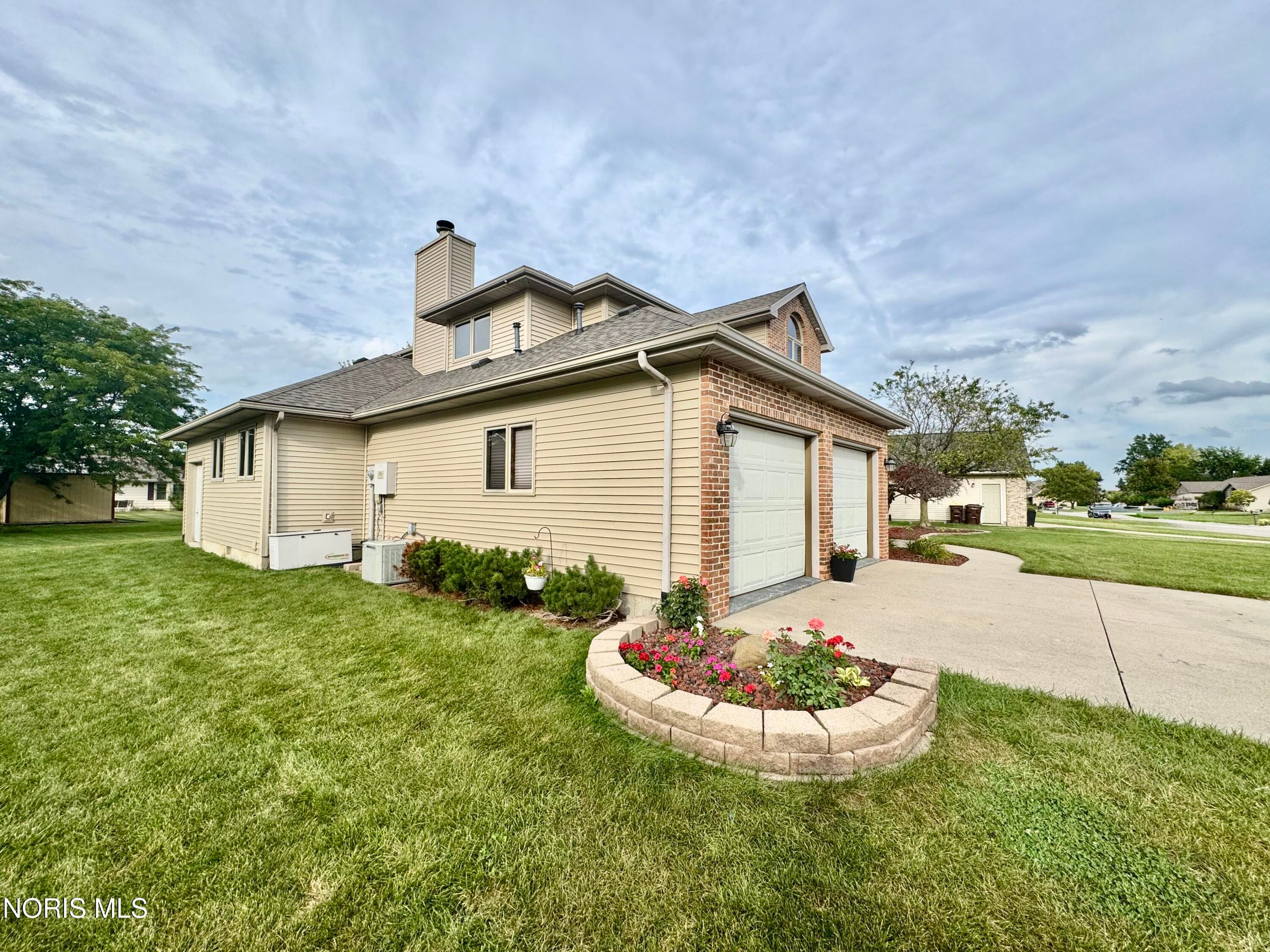 1262 Hilton Head Court