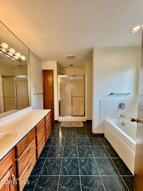 Tiny photo for 1262 Hilton Head Court, Defiance, OH 43512 (MLS # 10013153)