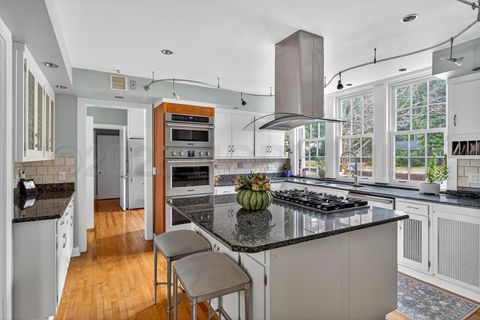 Tiny photo for 4215 River Road, Toledo, OH 43614 (MLS # 10003498)