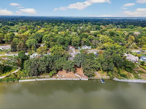 Tiny photo for 4215 River Road, Toledo, OH 43614 (MLS # 10003498)