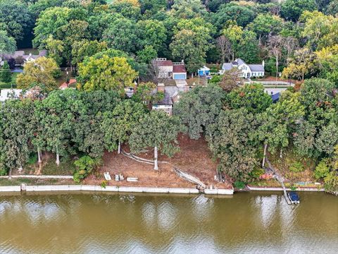 Tiny photo for 4215 River Road, Toledo, OH 43614 (MLS # 10003498)