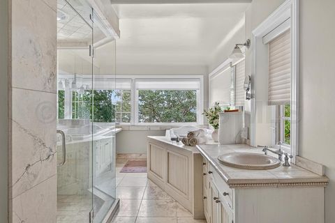 Tiny photo for 4215 River Road, Toledo, OH 43614 (MLS # 10003498)