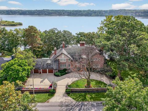 Photo of 4215 River Road, Toledo, OH 43614 (MLS # 10003498)