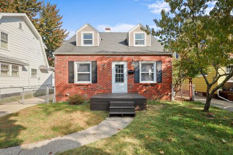 Tiny photo for 3840 Garrison Road, Toledo, OH 43613 (MLS # 10000080)