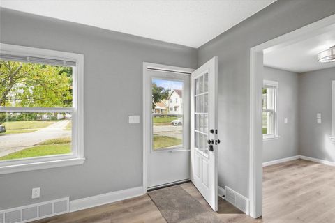 Tiny photo for 3840 Garrison Road, Toledo, OH 43613 (MLS # 10000080)