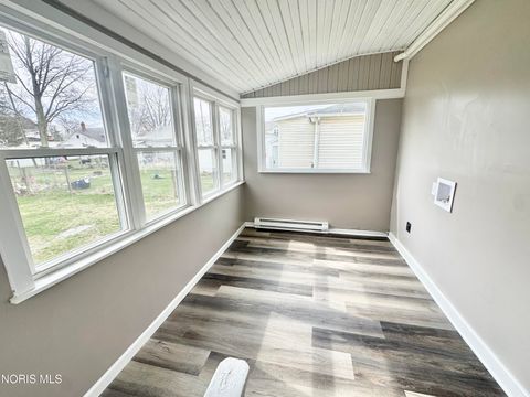 Tiny photo for 729 Jackson Avenue, Defiance, OH 43512 (MLS # 10005119)