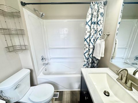 Tiny photo for 729 Jackson Avenue, Defiance, OH 43512 (MLS # 10005119)