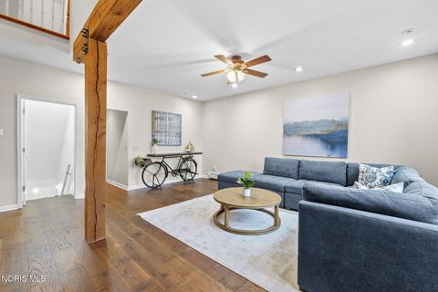 Tiny photo for 28375 White Road, Perrysburg, OH 43551 (MLS # 10006293)