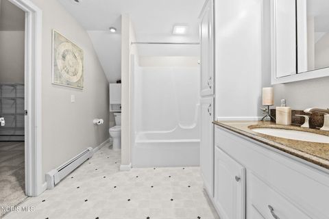 Tiny photo for 28375 White Road, Perrysburg, OH 43551 (MLS # 10006293)