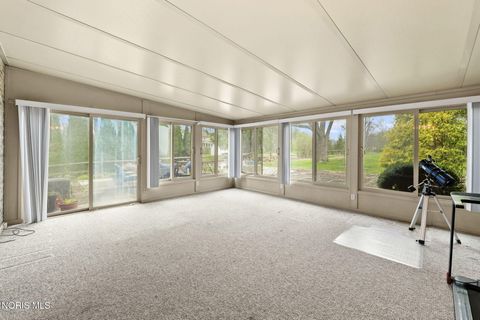 Tiny photo for 28375 White Road, Perrysburg, OH 43551 (MLS # 10006293)